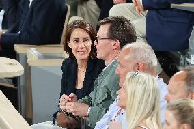 Roland Garros 2023 - Celebrities In The Stands - Day 11 NB