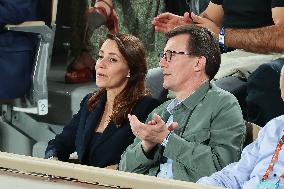 Roland Garros 2023 - Celebrities In The Stands - Day 11 NB