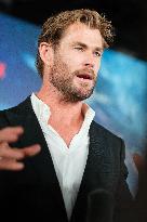 Chris Hemsworth