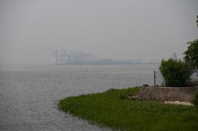 Canadian Smoke Plume Begins To Blanket Norfolk, VA