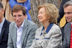 Queen Sofia Visits The Zoo - Madrid