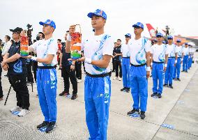 (SP)CHINA-CHENGDU-WORLD UNIVERSITY GAMES-TORCH RELAY-LAUNCH CEREMONY (CN)