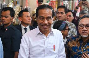 Indonesian President Joko Widodo Visits Malaysia