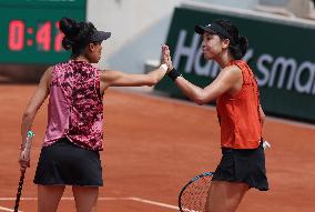 (SP)FRANCE-PARIS-TENNIS-ROLAND GARROS-FRENCH OPEN-WOMEN'S DOUBLES
