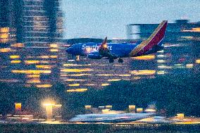 Southwest Airlines Boeing 737 As Seen Landing At The Dusk