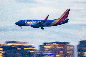 Southwest Airlines Boeing 737 As Seen Landing At The Dusk