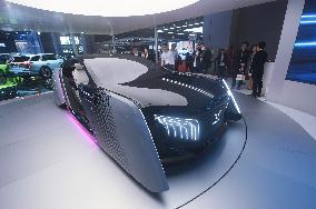 2023 Shanghai Auto Show Hongqi Holographic Intelligent Cockpit