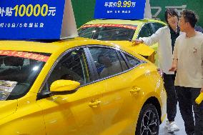 Automobile Promotes Consumption In China