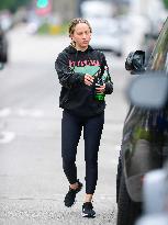 Jennifer Meyer Out In Los Angeles