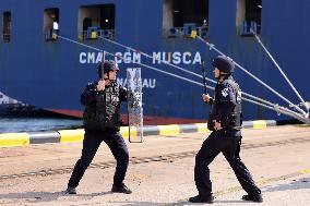 Border Control Station Police Container TerminalTto Carry Out A Drill In Qingdao
