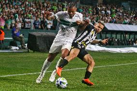 Coritiba v Santos - Brazilian League Serie A 2023 - Round 10