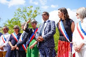 Residents Gather To Pay Tribute To The Victims Of The Attack - Annecy