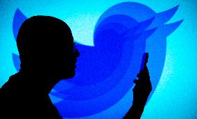 Meta To Push Ahead With Plans To Launch Twitter Competitor