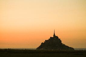 Daily Life In Mont-Saint-Michel