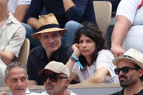 Roland Garros 2023 - Celebrities In The Stands - Day 15 NB