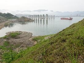 Three Gorges Reservoir Water Level Drops