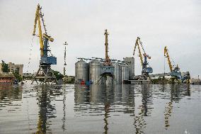 The Effects Of Flooding In The Territory Of Kherson Region After The Russian Army Destroyed The Dam In Nova Kakhovka