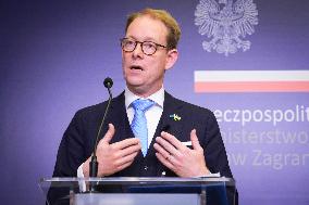 Swedish Foreign Affairs Minister Visits Warsaw