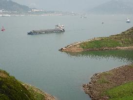 Three Gorges Reservoir Water Level Drops