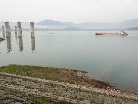 Three Gorges Reservoir Water Level Drops