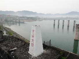 Three Gorges Reservoir Water Level Drops