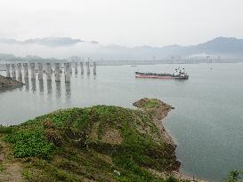 Three Gorges Reservoir Water Level Drops