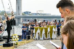 8th Edition Of The Armada - The Sailors' Mass In Rouen