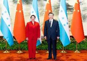 CHINA-BEIJING-XI JINPING-HONDURAN PRESIDENT-CASTRO-TALKS (CN)