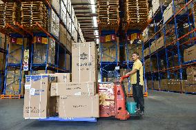 618 Shopping Festival Suning Logistics Center