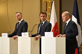 Weimar Triangle Summit Press Conference - Paris