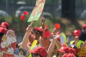 Lidl Ice Cream Factory Workers Go On Strike In Aachen