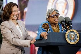 DC: President Biden Hosts a Juneteenth Concert on the South Lawn