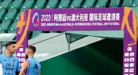 (SP)CHINA-BEIJING-FOOTBALL-INTERNATIONAL MATCH-ARGENTINA VS AUSTRALIA-TRAINING (CN)