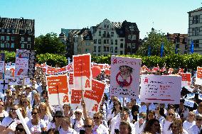 Nationwide Pharmacist Go On Strike In Germany