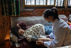 CHINA-TIBET-MEDICAL TEAM-HOME SERVICE (CN)