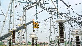 Power Grid Construction