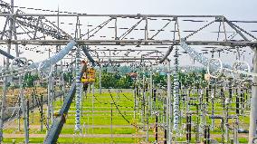 Power Grid Construction