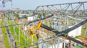 Power Grid Construction