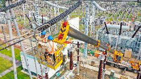 Power Grid Construction