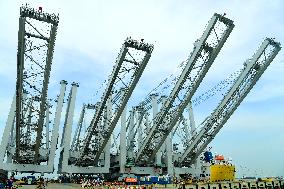 The Widest Ship in The Yangtze River