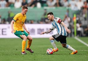 (SP)CHINA-BEIJING-FOOTBALL-INTERNATIONAL INVITATIONAL-ARGENTINA VS AUSTRALIA (CN)