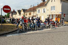 Gathering of Old Mopeds - Piney