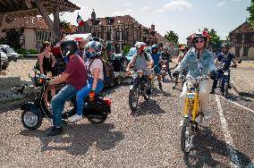 Gathering of Old Mopeds - Piney