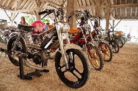 Gathering of Old Mopeds - Piney
