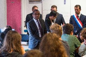 Pap Ndiaye Visits A College In Val-De Marne - Nogent sur Marnes