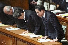 No-confidence motion against Kishida Cabinet voted down in Diet