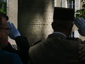 Bayeux Marches In The Footsteps Of General De Gaulle