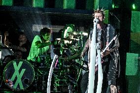Hellfest Festival Machine Gun Kelly