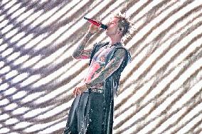 Hellfest Festival Machine Gun Kelly