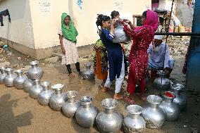 Water Crisis - Dhaka